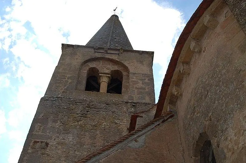 Foto von Notre-Dame Church - Julien Descloux - © Creative Commons (https://creativecommons.org/licenses/by-sa/4.0/deed.fr)