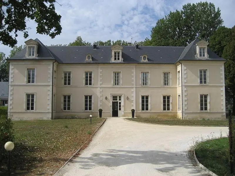 Foto von Altes Schloss von Lazenay - Faboss29 - © Creative Commons (https://creativecommons.org/licenses/by-sa/4.0/deed.fr)