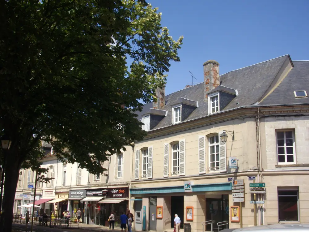 Foto di Edificio - Sous licence Creative Commons (https://creativecommons.org/licenses/by-sa/4.0/deed.fr) - Par Fab5669 - © Creative Commons (https://creativecommons.org/licenses/by-sa/4.0/deed.fr)