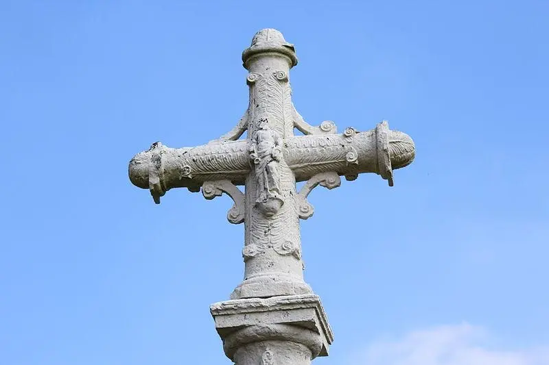 Foto de Cruz - Lionel Allorge - © Creative Commons (https://creativecommons.org/licenses/by-sa/4.0/deed.fr)