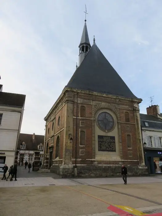 Picture of Former Hôtel-Dieu de Dreux - POP Plateforme Ouverte du Patrimoine / Base Mérimée - © Ministère de la Culture (France), Direction Régionale des Affaires Culturelles du Centre-Val de Loire, tous droits réservés