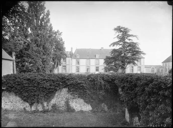 Foto de Château de Blanville - Gustave William Lemaire (1848–1928) Descriptionpho - © Creative Commons (https://creativecommons.org/licenses/by-sa/4.0/deed.fr)