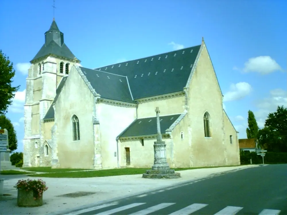 Picture of Saint-Martin Church - Sous licence Creative Commons (https://creativecommons.org/licenses/by-sa/4.0/deed.fr) - Par Mairie de Montipouret - © Creative Commons (https://creativecommons.org/licenses/by-sa/4.0/deed.fr)