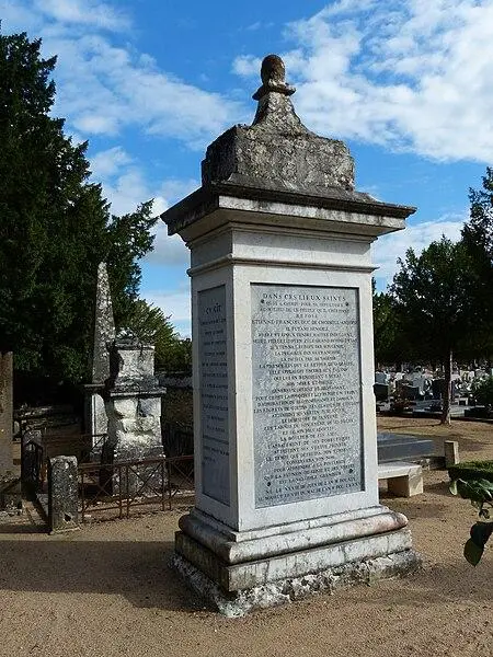 Picture of Graveyard - Chevaldin Gilles - © Creative Commons (https://creativecommons.org/licenses/by-sa/4.0/deed.fr)