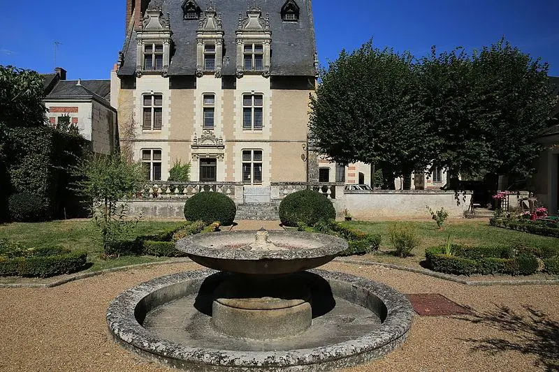 Picture of Joyful hotel - Als33120 - © Creative Commons (https://creativecommons.org/licenses/by-sa/4.0/deed.fr)
