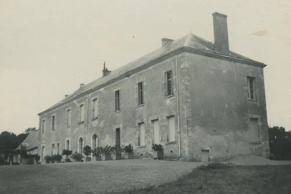 Foto de Abadía de Fontaine-Les-Blanches - POP Plateforme Ouverte du Patrimoine / Base Mérimée - © Ministère de la Culture (France), Médiathèque du patrimoine et de la photographie, tous droits réservés