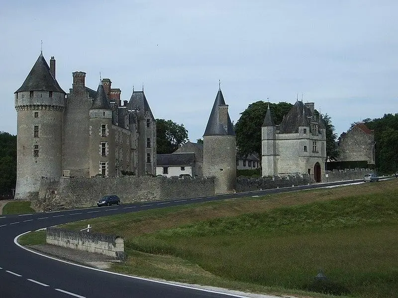 Foto von Montpoupon Castle - Auteur inconnu - © Creative Commons (https://creativecommons.org/licenses/by-sa/4.0/deed.fr)