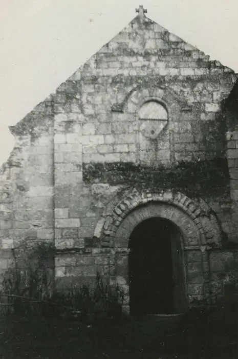Foto de Iglesia de Lièze - POP Plateforme Ouverte du Patrimoine / Base Mérimée - © Ministère de la Culture (France), Médiathèque du patrimoine et de la photographie, tous droits réservés