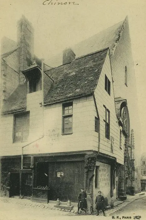 Foto de Casa conocida como el pilar - POP Plateforme Ouverte du Patrimoine / Base Mérimée - © Ministère de la Culture (France), Médiathèque du patrimoine et de la photographie, tous droits réservés