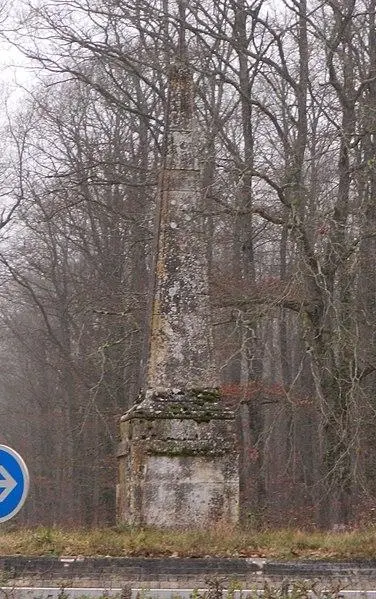 Picture of Pyramid of Saint-Quentin - ManuD - © Creative Commons (https://creativecommons.org/licenses/by-sa/4.0/deed.fr)