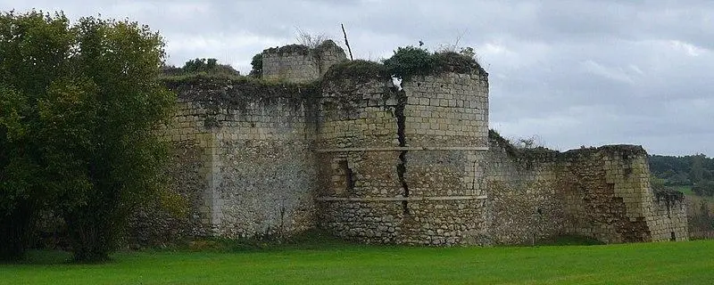 Picture of Ruins of the Load Du Stableaux - photo : Yann Gwilhoù - © Creative Commons (https://creativecommons.org/licenses/by-sa/4.0/deed.fr)