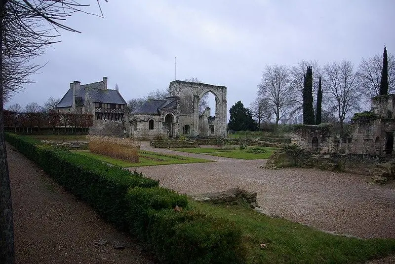 Picture of Former priory of Saint-Cosme - Duch.seb - © Creative Commons (https://creativecommons.org/licenses/by-sa/4.0/deed.fr)