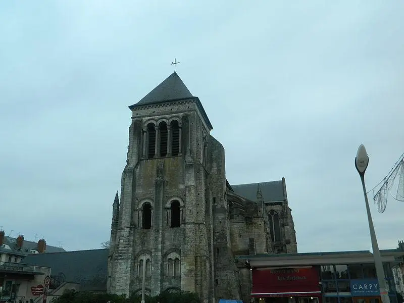 Foto de Ex abadía de Saint-Julien - ManuD - © Creative Commons (https://creativecommons.org/licenses/by-sa/4.0/deed.fr)