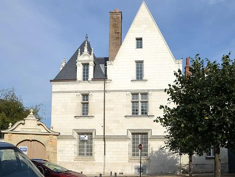 Picture of Jean Galland hotel, or Babou de la Bourdaisière - Pline - © Creative Commons (https://creativecommons.org/licenses/by-sa/4.0/deed.fr)