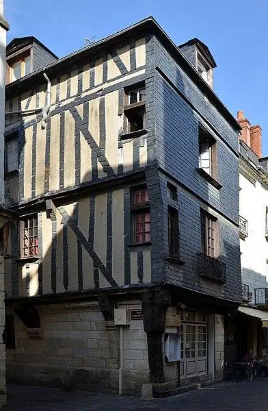 Picture of 15th century house - Pline - © Creative Commons (https://creativecommons.org/licenses/by-sa/4.0/deed.fr)