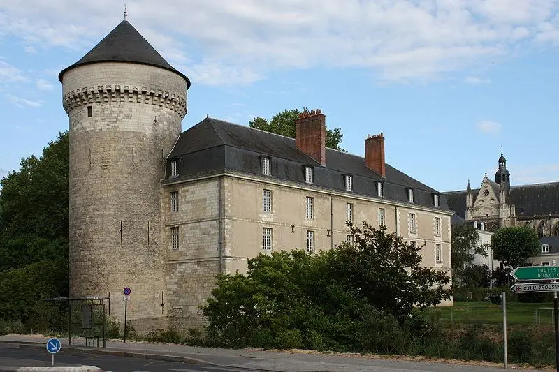 Foto de Ex Palais des Gouverneurs - This photo was taken by Eusebius (Guillaume Piolle - © Creative Commons (https://creativecommons.org/licenses/by-sa/4.0/deed.fr)
