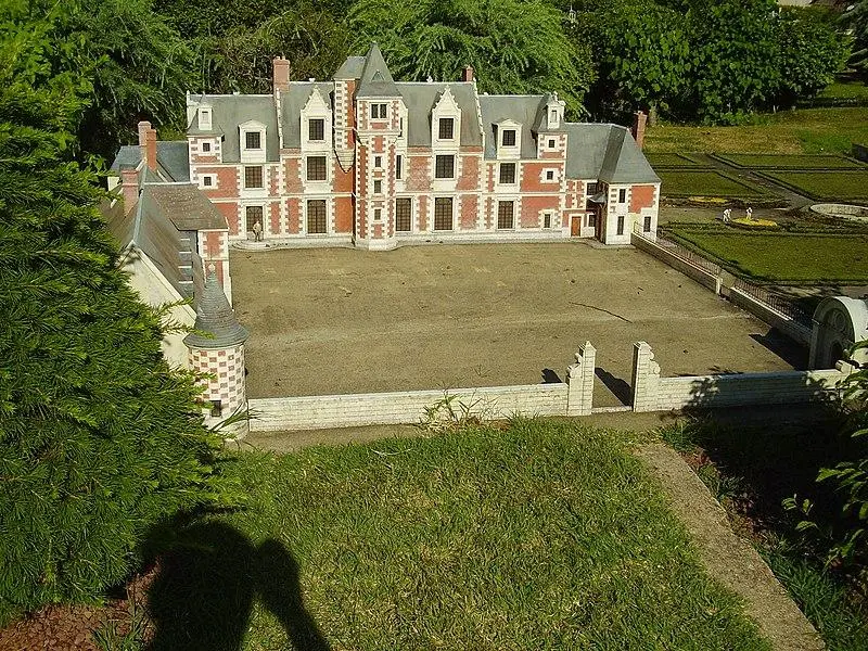 Picture of Château de Jallanges - Kaschkawalturist - © Creative Commons (https://creativecommons.org/licenses/by-sa/4.0/deed.fr)
