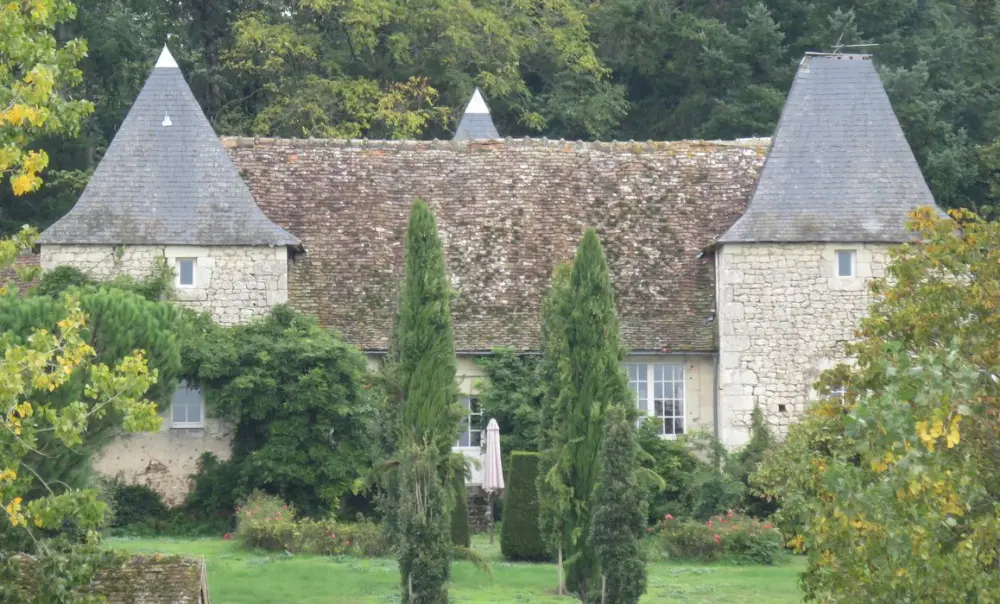 Picture of Granges Manor - POP Plateforme Ouverte du Patrimoine / Base Mérimée - © Ministère de la Culture (France), Conservation des antiquités et des objets d'art de l'Indre-et-Loire – Tous droits réservés 