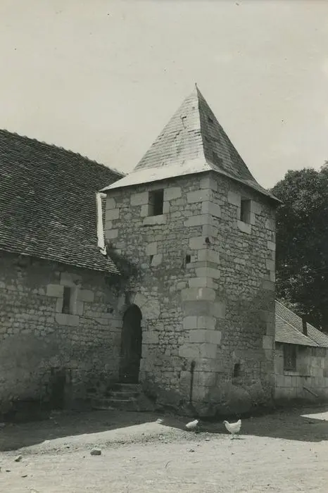 Picture of Granges Manor - POP Plateforme Ouverte du Patrimoine / Base Mérimée - © Ministère de la Culture (France), Médiathèque du patrimoine et de la photographie, tous droits réservés