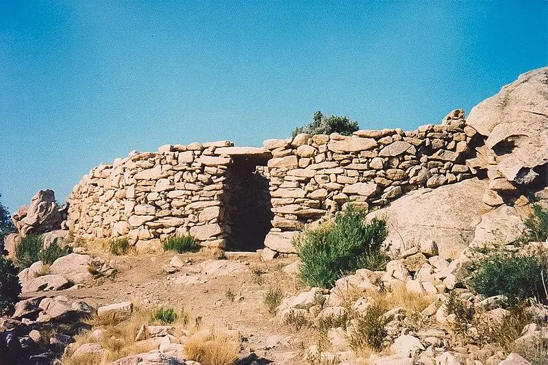 Foto von Monumentaler Torten oder Castello von Aragio i - Auteur inconnu - © Creative Commons (https://creativecommons.org/licenses/by-sa/4.0/deed.fr)