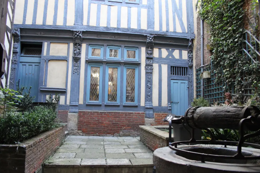 Foto di Casa - Sous licence Creative Commons (https://creativecommons.org/licenses/by-sa/4.0/deed.fr) - Par Tagada27 - © Creative Commons (https://creativecommons.org/licenses/by-sa/4.0/deed.fr)