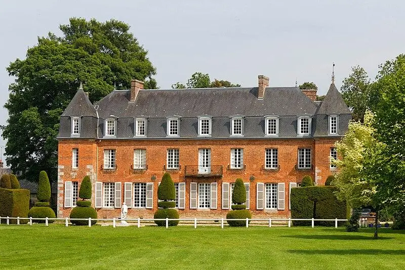 Foto di Château de Bonneville - Ayack - © Creative Commons (https://creativecommons.org/licenses/by-sa/4.0/deed.fr)