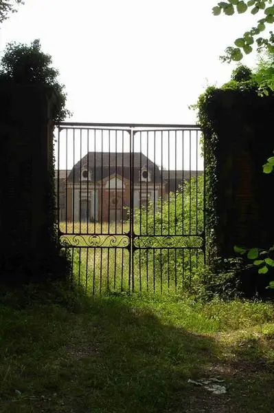 Picture of Castle - POP Plateforme Ouverte du Patrimoine / Base Mérimée - © Ministère de la Culture (France), Médiathèque du patrimoine et de la photographie, droits réservés