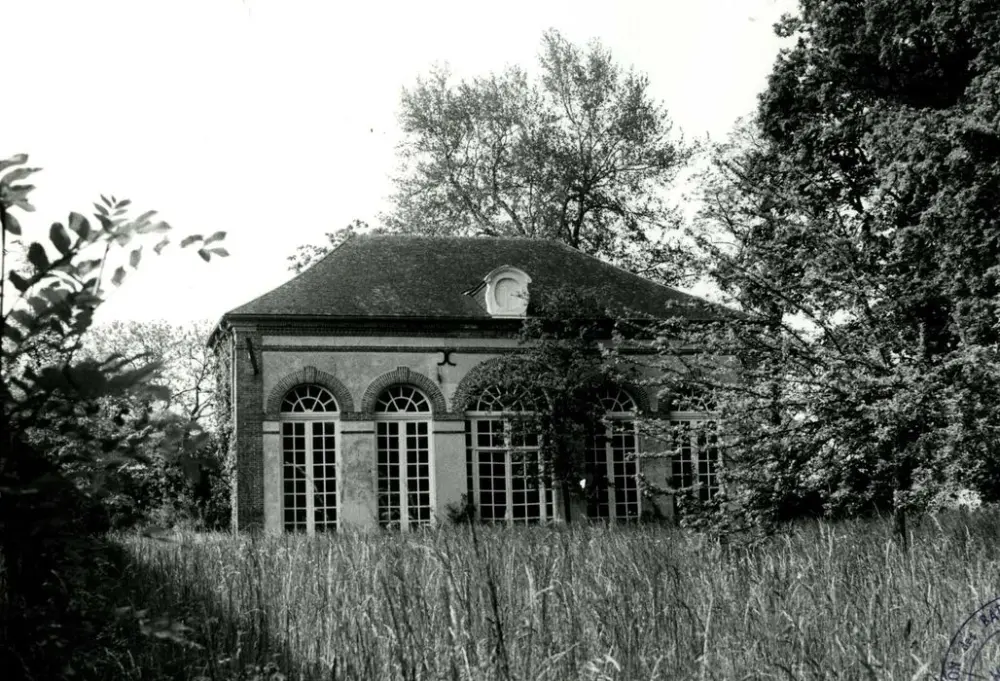 Foto di Vecchio castello - POP Plateforme Ouverte du Patrimoine / Base Mérimée - © Ministère de la Culture (France), Médiathèque du patrimoine et de la photographie, tous droits réservés
