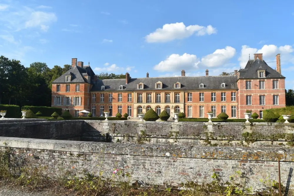 Foto di Castello - POP Plateforme Ouverte du Patrimoine / Base Mérimée - © Ministère de la Culture (France), Médiathèque du patrimoine et de la photographie, diffusion RMN-GP