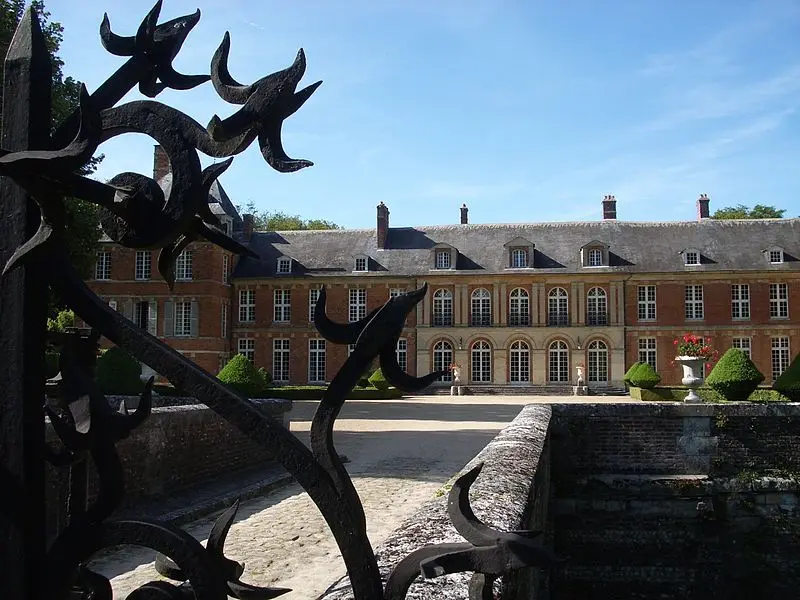 Foto di Castello - Theoliane - © Creative Commons (https://creativecommons.org/licenses/by-sa/4.0/deed.fr)