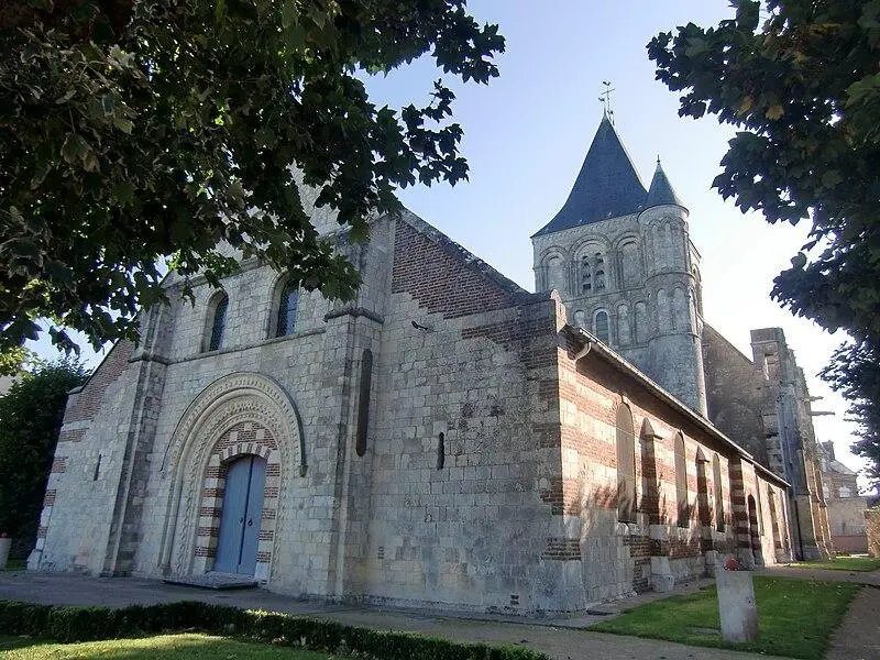 Foto di Chiesa - Gérard Janot - © Creative Commons (https://creativecommons.org/licenses/by-sa/4.0/deed.fr)