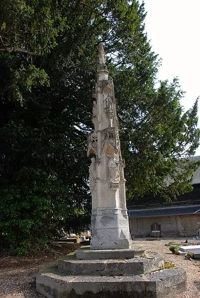 Foto di Croce di pietra del XVI secolo - Dcolliot - © Creative Commons (https://creativecommons.org/licenses/by-sa/4.0/deed.fr)