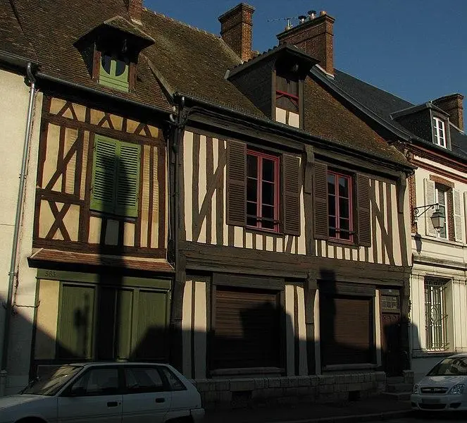 Foto di Casa - Davitof - © Creative Commons (https://creativecommons.org/licenses/by-sa/4.0/deed.fr)