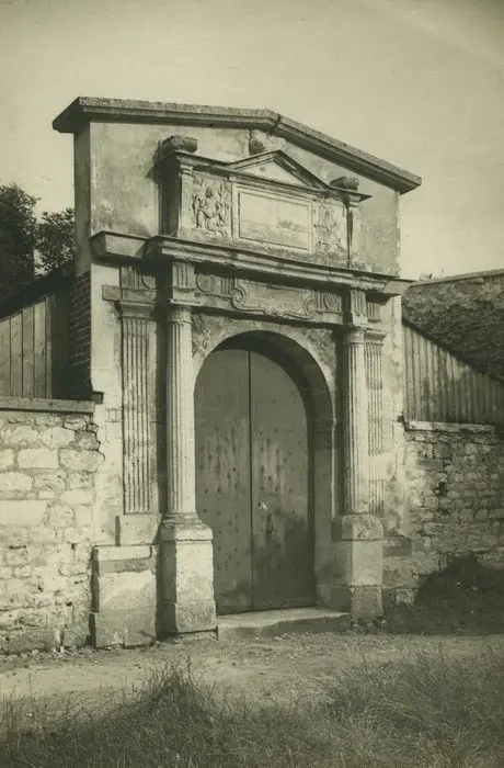 Foto di Vecchia chiesa - POP Plateforme Ouverte du Patrimoine / Base Mérimée - © Ministère de la Culture (France), Médiathèque du patrimoine et de la photographie, tous droits réservés