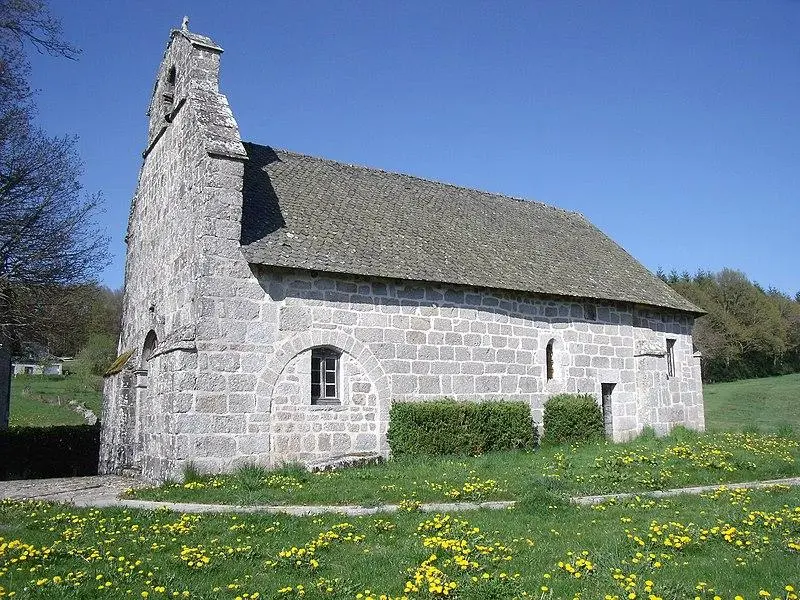 Picture of Saint-Pierre Church - Chadel - © Creative Commons (https://creativecommons.org/licenses/by-sa/4.0/deed.fr)