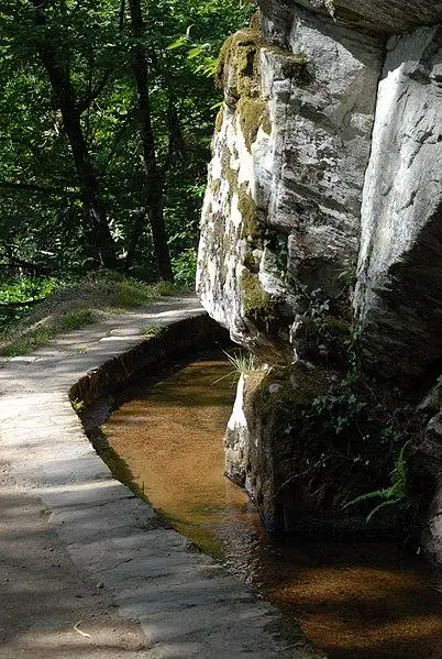 Picture of Obazine monks canal - Nathalie Boudet - © Creative Commons (https://creativecommons.org/licenses/by-sa/4.0/deed.fr)