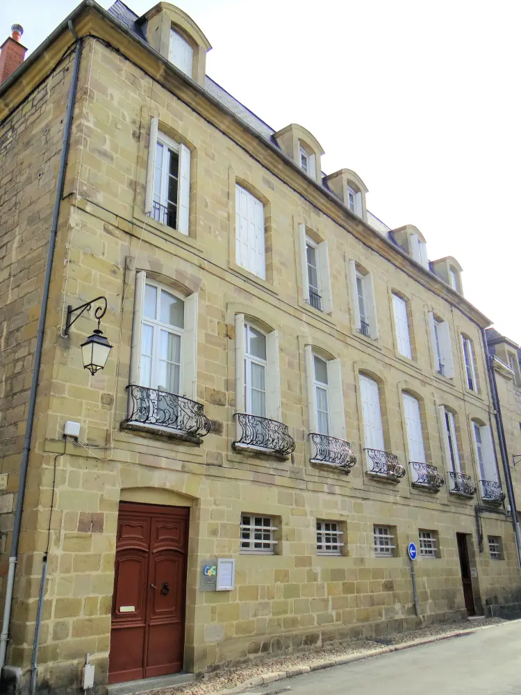 Foto von Hotel d'Eval - Sous licence Creative Commons (https://creativecommons.org/licenses/by-sa/4.0/deed.fr) - Par MOSSOT - © Creative Commons (https://creativecommons.org/licenses/by-sa/4.0/deed.fr)