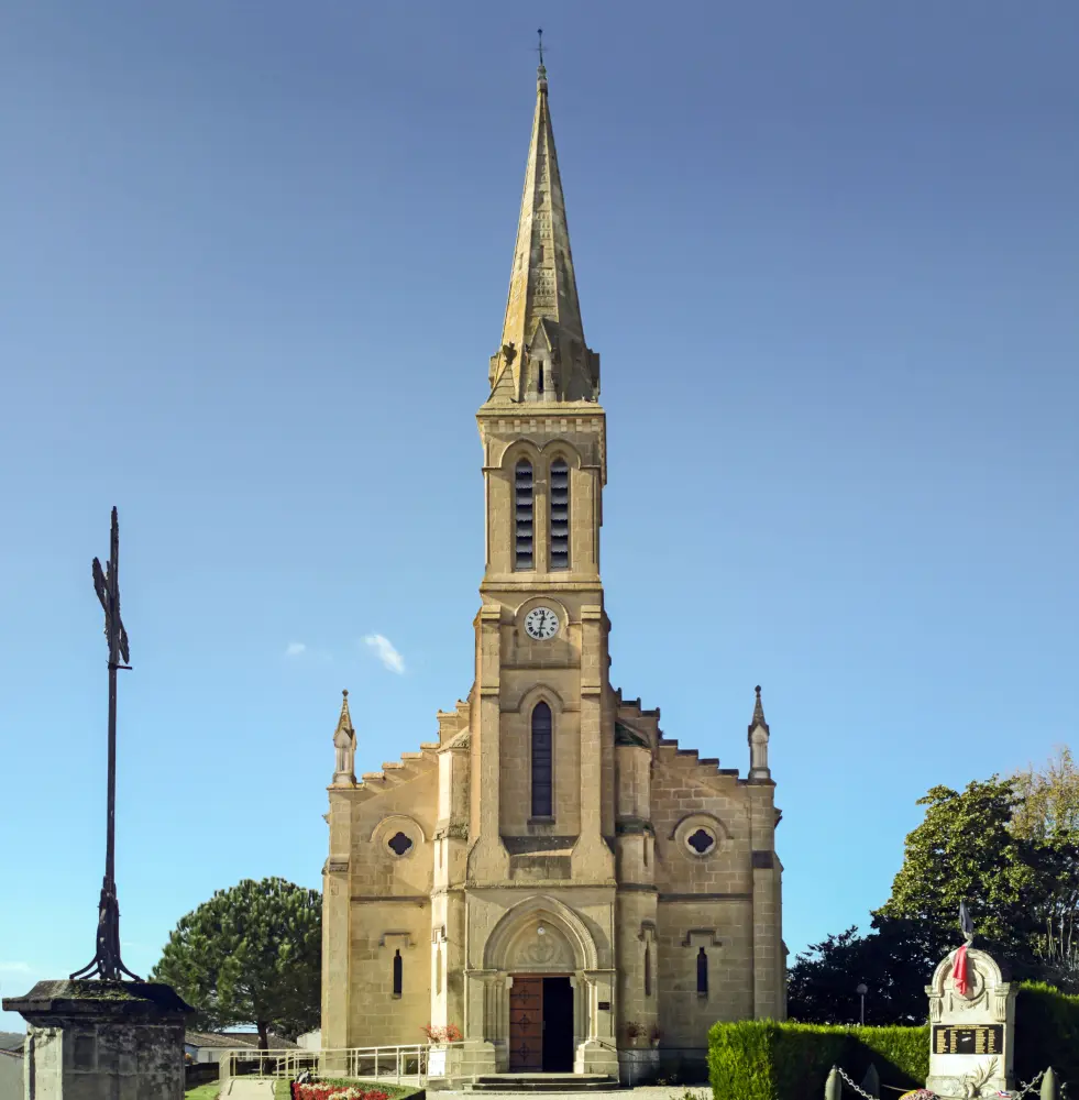 Foto de Iglesia Notre-Dame - Sous licence Creative Commons (https://creativecommons.org/licenses/by-sa/4.0/deed.fr) - Par Archaeodontosaurus - © Creative Commons (https://creativecommons.org/licenses/by-sa/4.0/deed.fr)