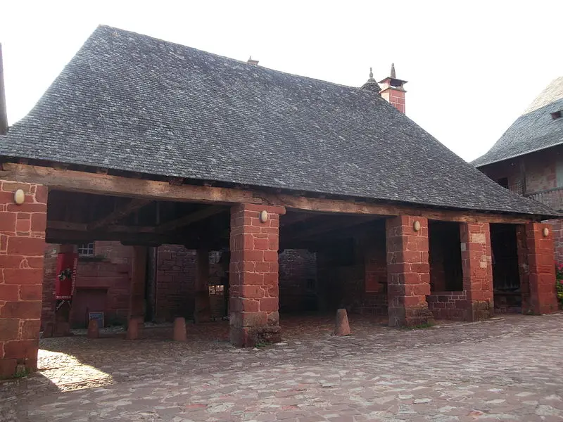Picture of Hall - Elliesram13 - © Creative Commons (https://creativecommons.org/licenses/by-sa/4.0/deed.fr)