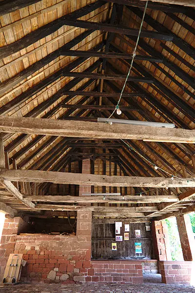Picture of Hall - A1AA1A - © Creative Commons (https://creativecommons.org/licenses/by-sa/4.0/deed.fr)
