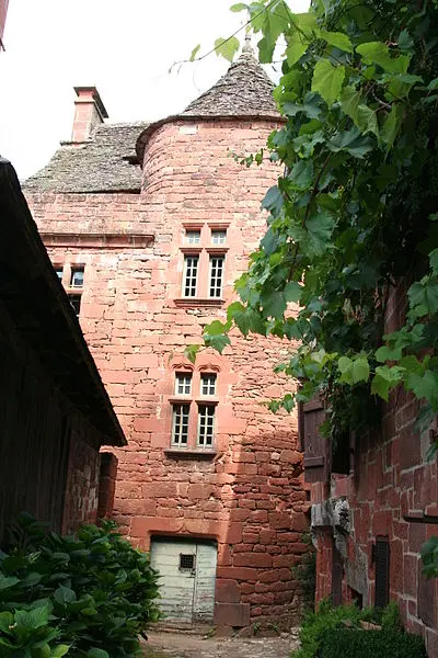 Picture of Former Chatellery Court - Pradigue - © Creative Commons (https://creativecommons.org/licenses/by-sa/4.0/deed.fr)