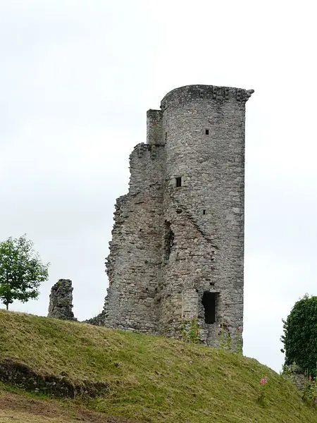 Foto di Il castello rimane - Père Igor - © Creative Commons (https://creativecommons.org/licenses/by-sa/4.0/deed.fr)