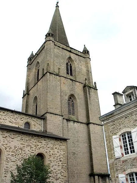 Foto von Saint-Martin Church - Fourgeaudg - © Creative Commons (https://creativecommons.org/licenses/by-sa/4.0/deed.fr)