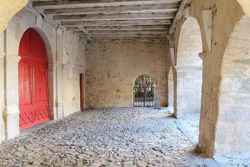 Foto von Saint-Calmine Church - René Hourdry - © Creative Commons (https://creativecommons.org/licenses/by-sa/4.0/deed.fr)