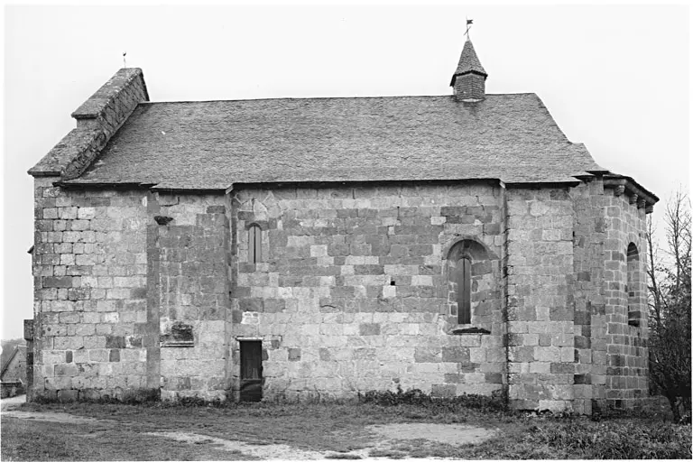 Picture of Saint-Pierre Church - POP Plateforme Ouverte du Patrimoine / Base Mérimée - (c) Région Nouvelle-Aquitaine, Inventaire général du patrimoine culturel