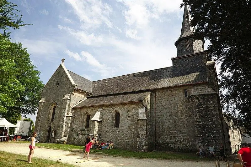 Picture of Sainte-Croix Church - A1AA1A - © Creative Commons (https://creativecommons.org/licenses/by-sa/4.0/deed.fr)