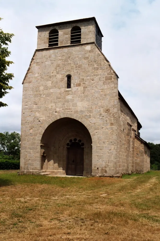 Picture of Saint-Bonnet-de-Clermont Church - Sous licence Creative Commons (https://creativecommons.org/licenses/by-sa/4.0/deed.fr) - Par EmDee - © Creative Commons (https://creativecommons.org/licenses/by-sa/4.0/deed.fr)