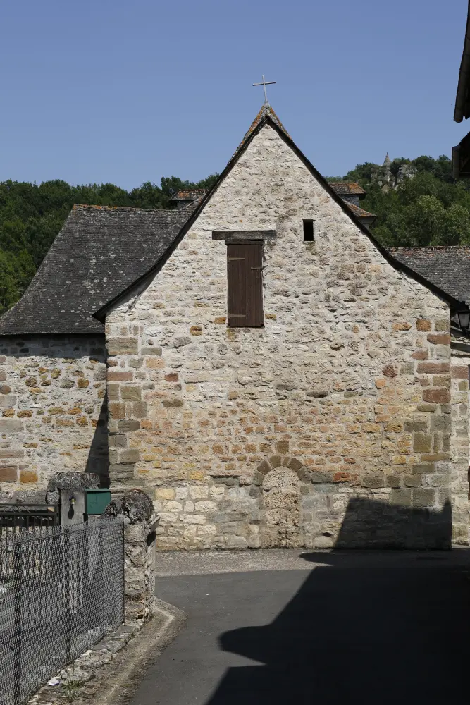 Picture of Saint-Saturnin Church - Sous licence Creative Commons (https://creativecommons.org/licenses/by-sa/4.0/deed.fr) - Par Pymouss - © Creative Commons (https://creativecommons.org/licenses/by-sa/4.0/deed.fr)