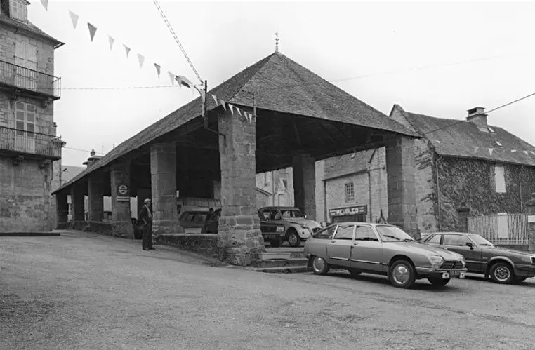 Foto di Old Hall - POP Plateforme Ouverte du Patrimoine / Base Mérimée - (c) Région Nouvelle-Aquitaine, Inventaire général du patrimoine culturel