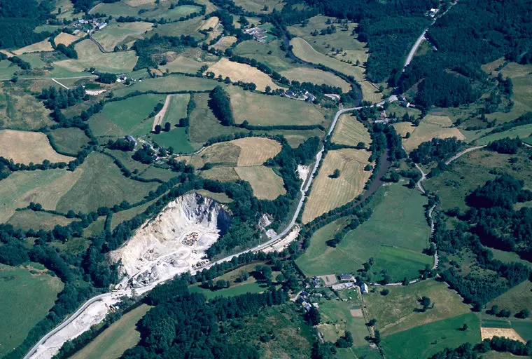 Foto de Oppidum dit de César Camp - POP Plateforme Ouverte du Patrimoine / Base Mérimée - © Ministère de la culture